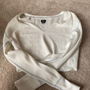 urban outfitters cropped long sleeve
